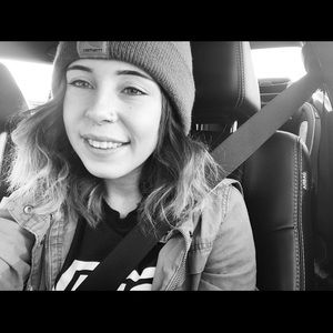 Meet your Posher, Alex